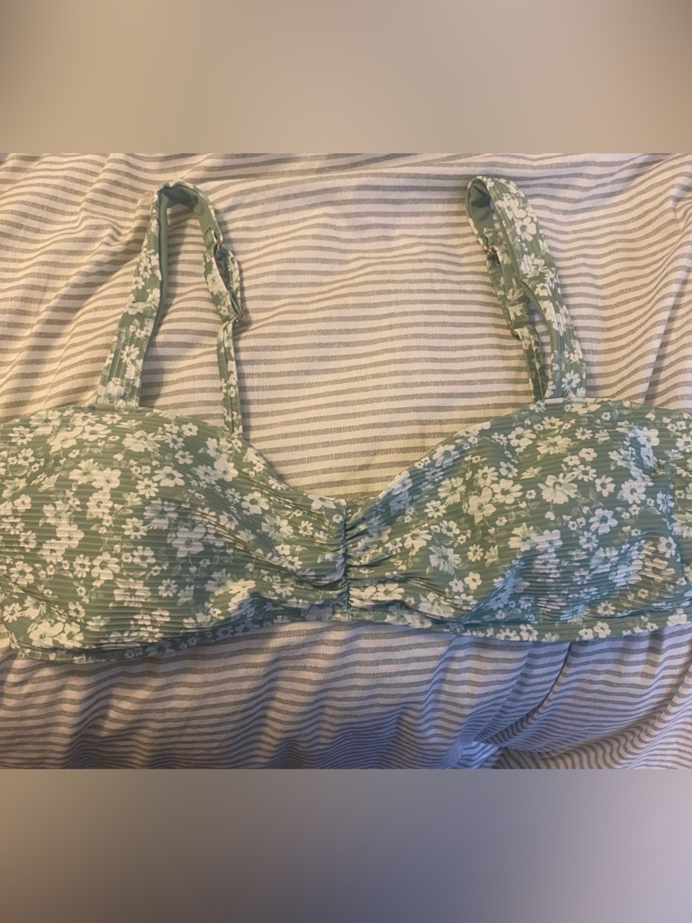Hollister Swim Bikini Top Size L Worn Once